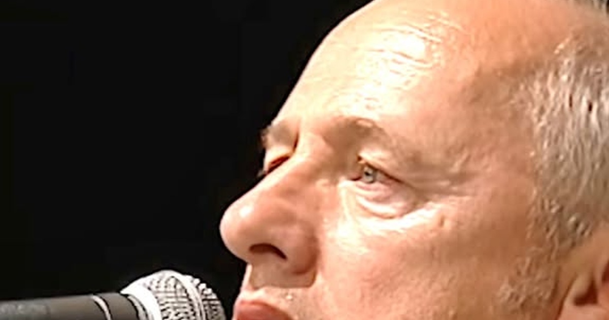 Mark Knopfler’s ‘Brothers in Arms’: Following the Space Around a Guitar Phrase