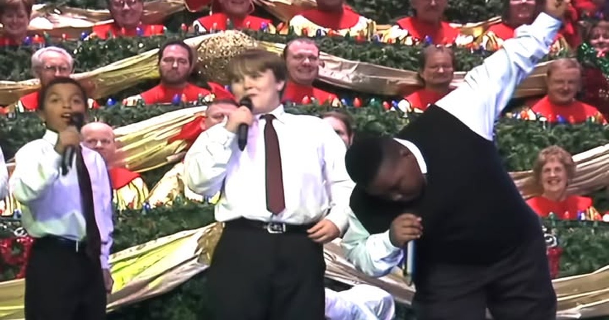 The FBT Little Quartet Makes Lip-Sync Timing the Christmas Joke