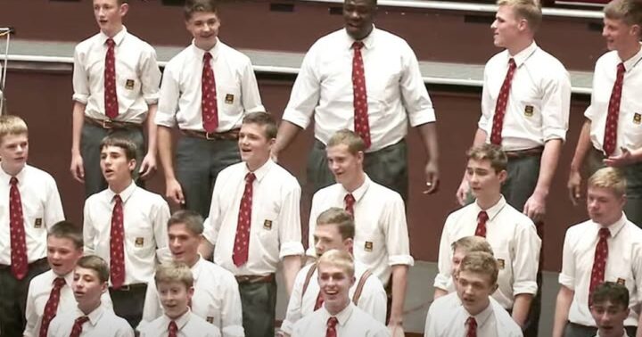 The Credits Behind Affiekoor’s ‘Afrika-Keurspel’ Explain an Ensemble Partnership