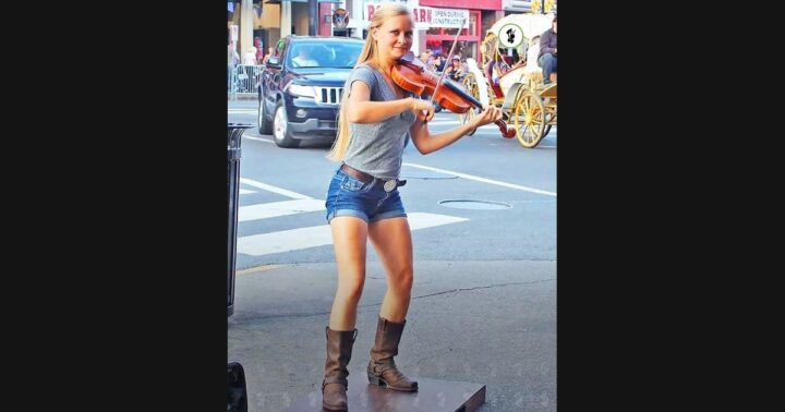Hillary Klug’s ‘Cotton Eyed Joe’: One Performer, Several Musical Roles