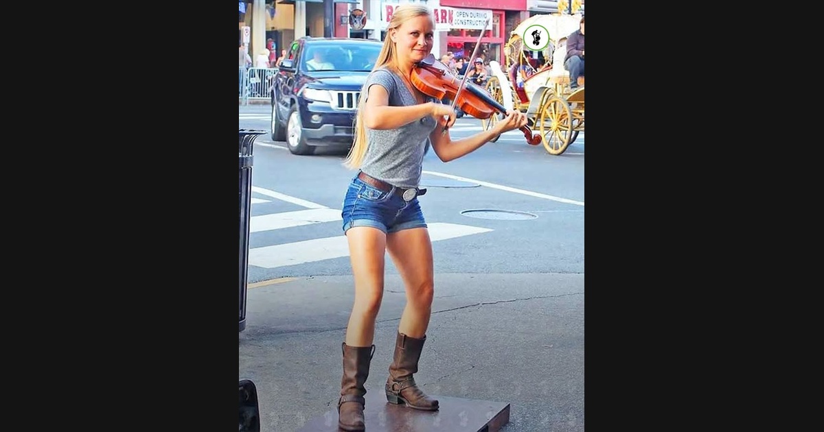Hillary Klug’s ‘Cotton Eyed Joe’: One Performer, Several Musical Roles