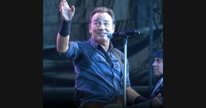 Springsteen, Chuck Berry and the Continuing Life of a Rock-and-Roll Song