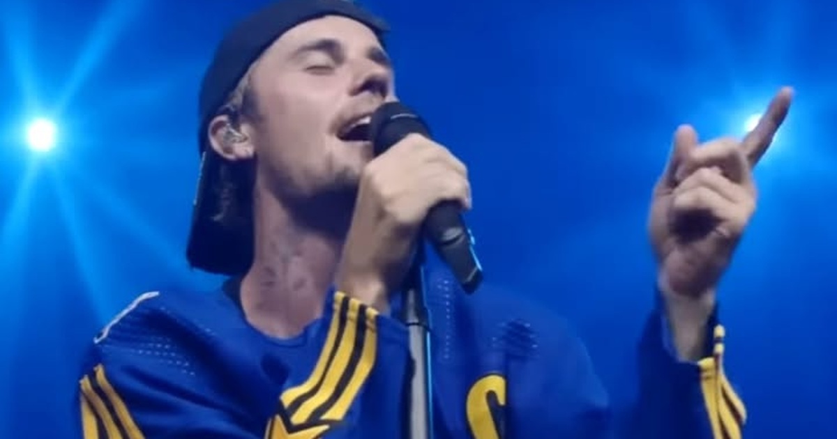 Justin Bieber’s ‘Snooze’: A Concert Selection and a Credited SZA Collaboration