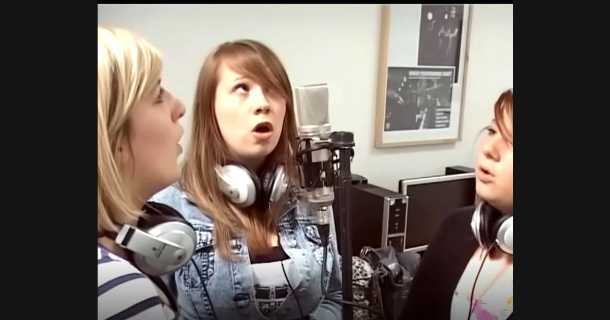 Reid Kerr College’s “And Then He Kissed Me”: What a Three-Hour Session Actually Means