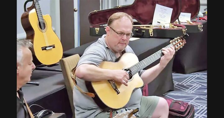 Richard Smith Plays “The Entertainer”: One Guitar, More Than One Musical Job