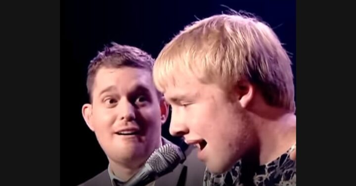Michael Bublé’s Fan Duet: “Feeling Good” Was a Theatre Song Before It Became a Familiar Standard