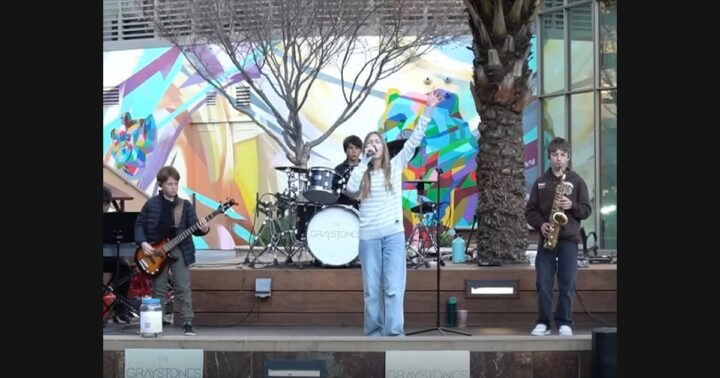 “Smooth Operator” and the Band Behind the Voice: A Sade Reference for Cover Listeners